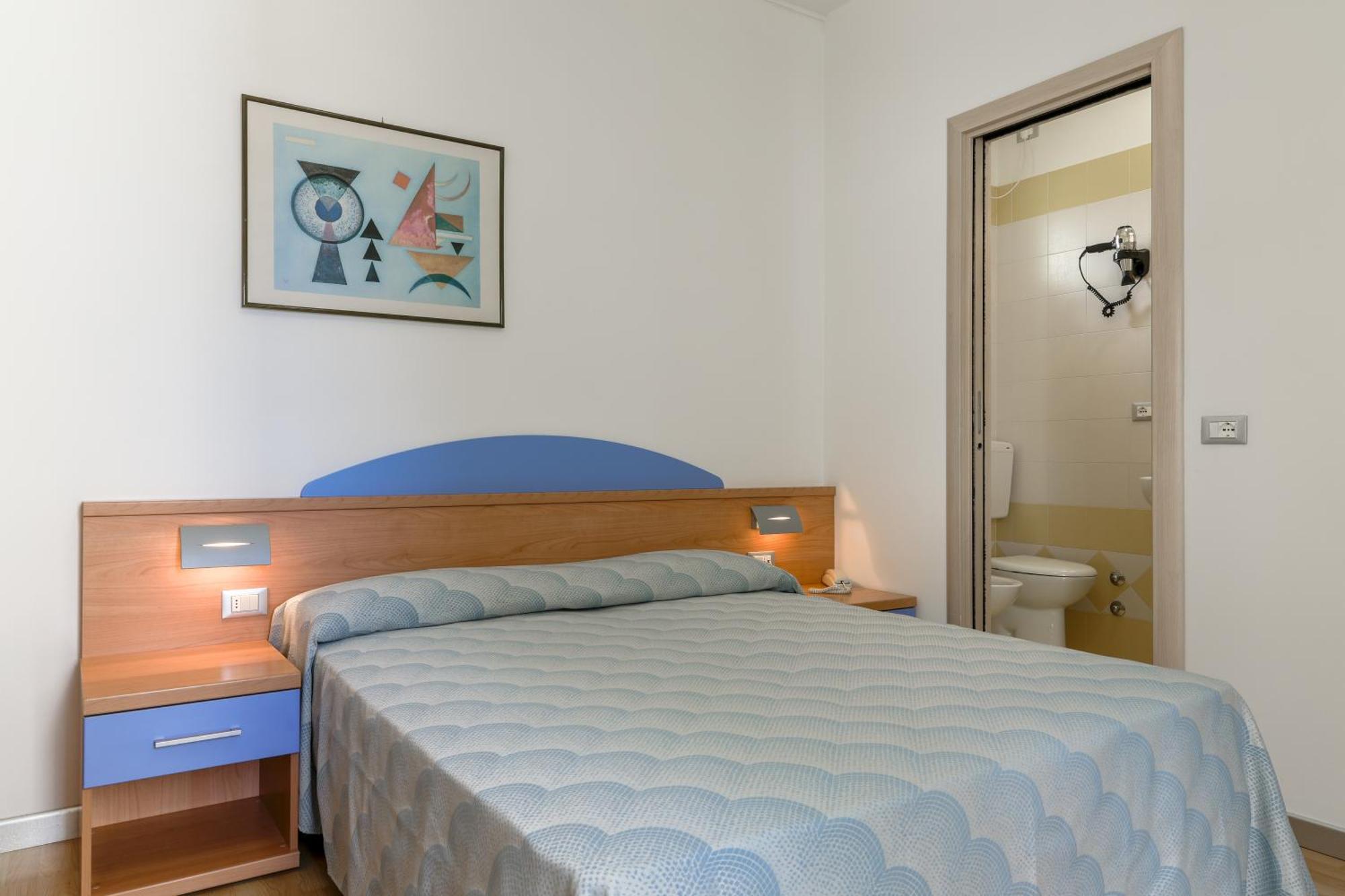 Hotel Riviera Каорле Экстерьер фото